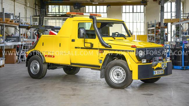 Dépanneuse Mercedes Class G300 à vendre